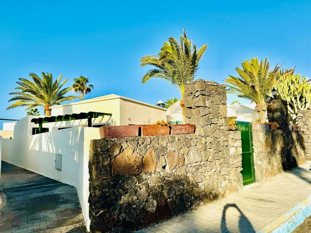 Luxury Bungalow Playa Roca Costa Teguise Ngoại thất bức ảnh
