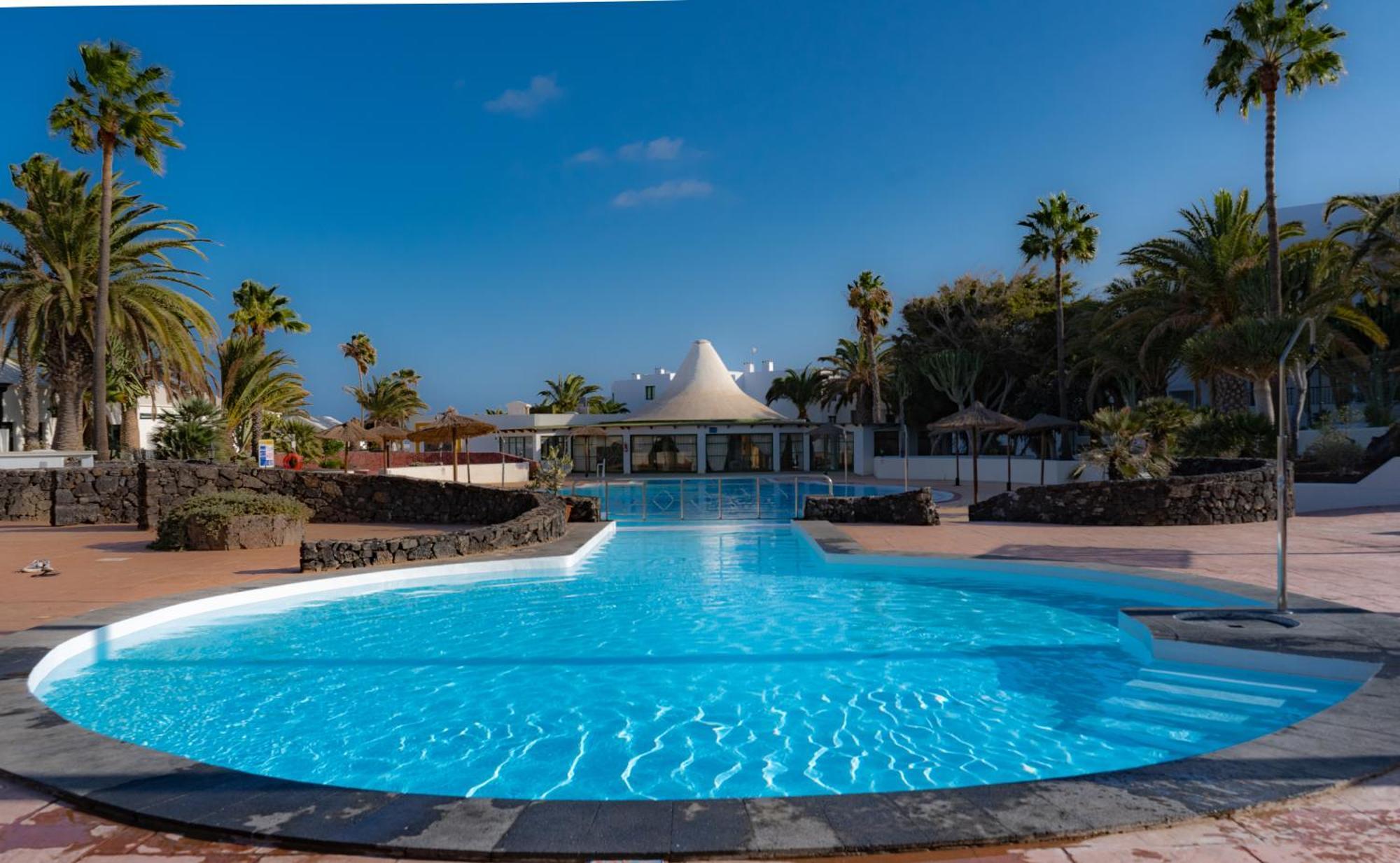 Luxury Bungalow Playa Roca Costa Teguise Ngoại thất bức ảnh