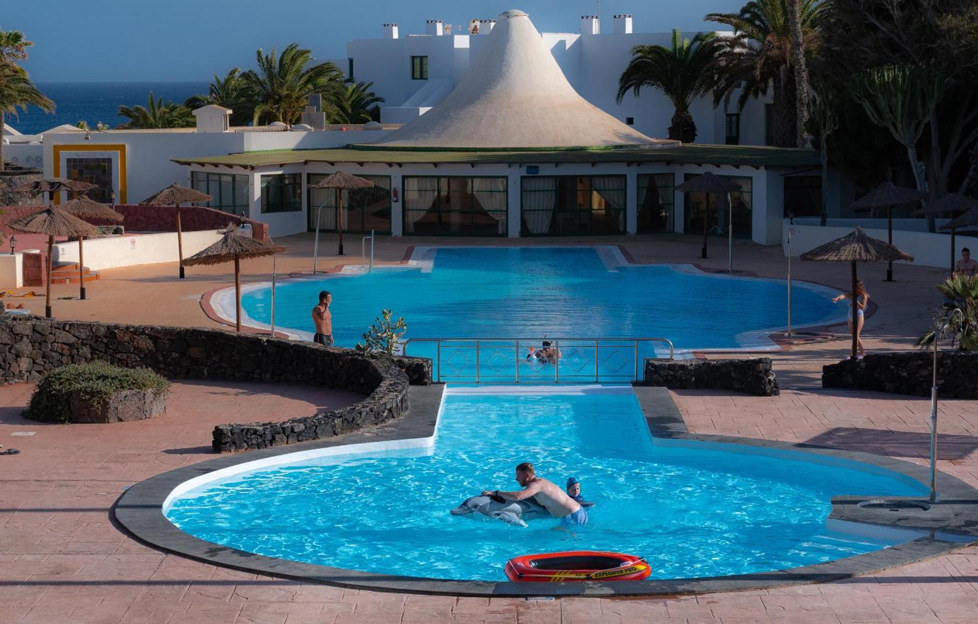 Luxury Bungalow Playa Roca Costa Teguise Ngoại thất bức ảnh